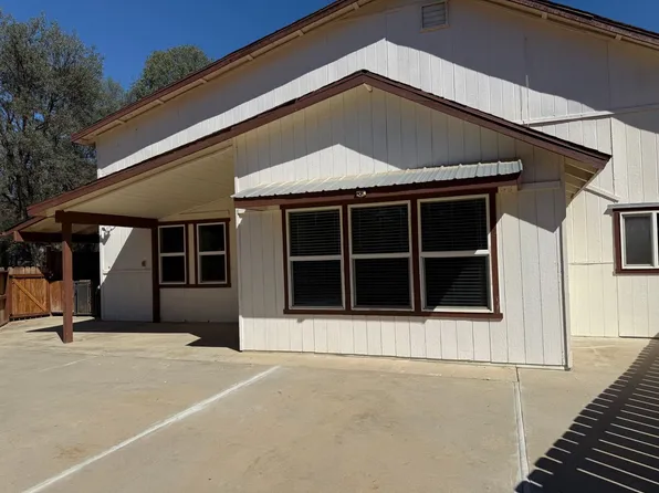 40610 Balch Park Rd, Springville, CA 93265