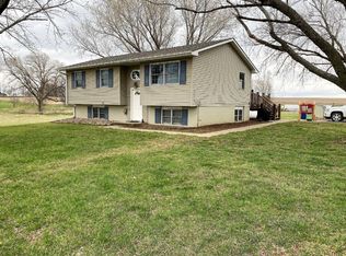 506 Alice Ave, Riverton, IA 51650