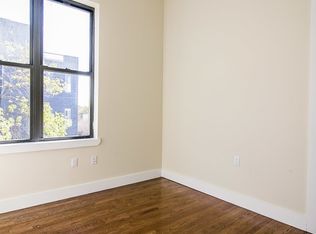 569 Evergreen Ave #1, Brooklyn, NY 11221