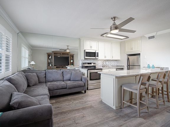 3rd image of 683 Nautilus Ct Unit 212