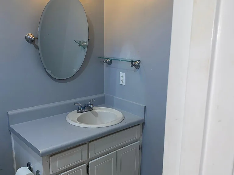 5305 Morton Rd — Photo 3