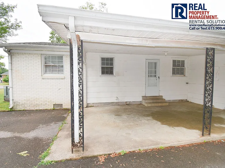 1513 Lakeshore Dr — Photo 13