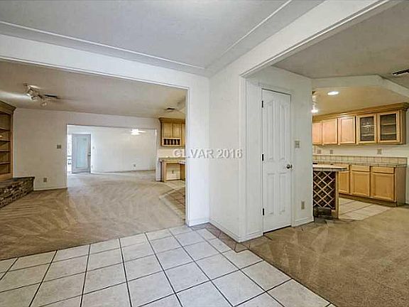 4th image of 2310 Karli Dr