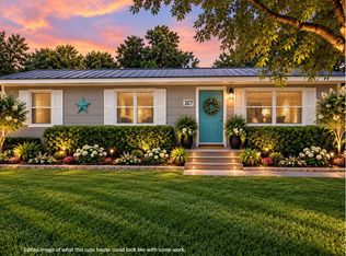 307 Parker Ln, Whitesboro, TX 76273