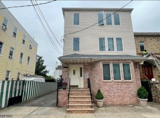 318-320 Ferry St, Newark, NJ 07105