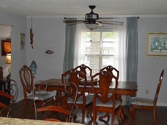 5th image of 128 Wildgrove Dr