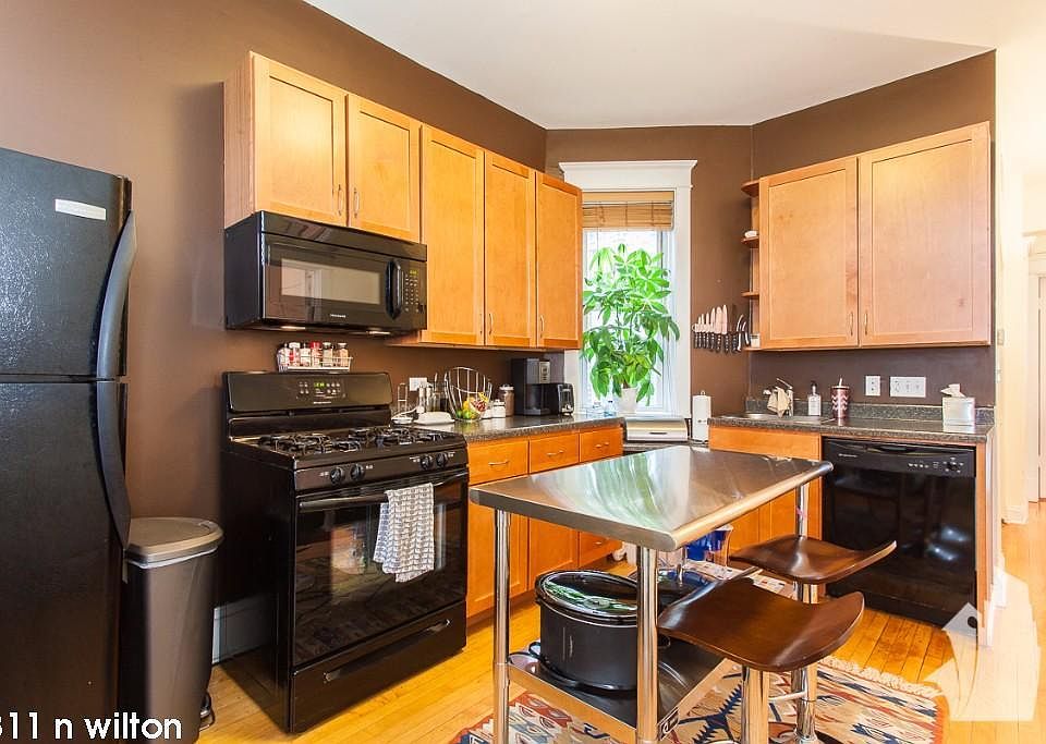 1st image of 3811 N Wilton Ave #622