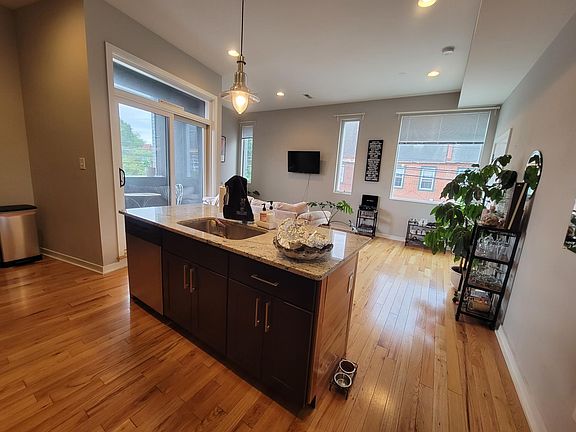 4th image of 701 Fairmount Ave Floor 2