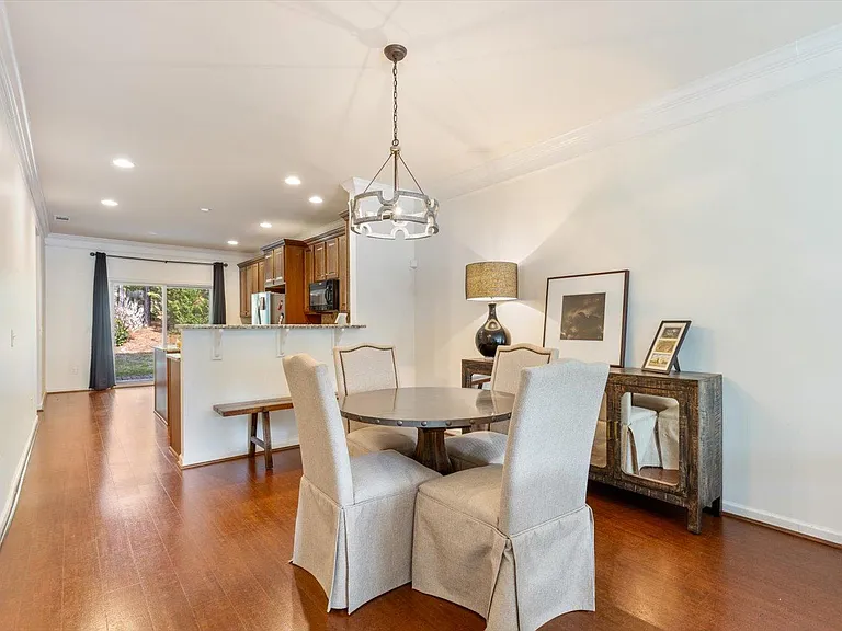 2349 Traemoor Village Pl — Photo 9