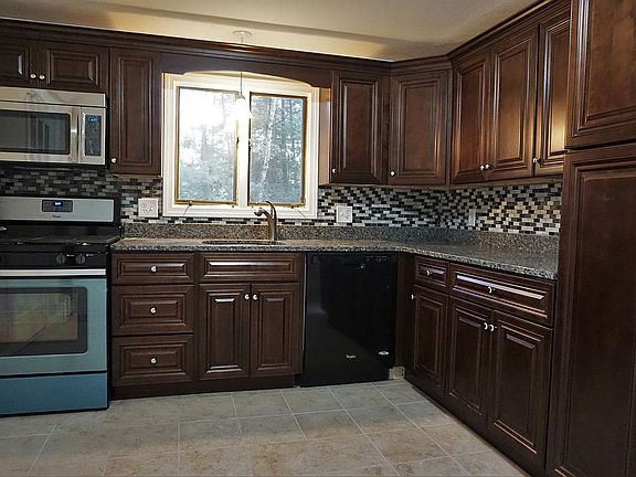 Stainless Steel & Granite 