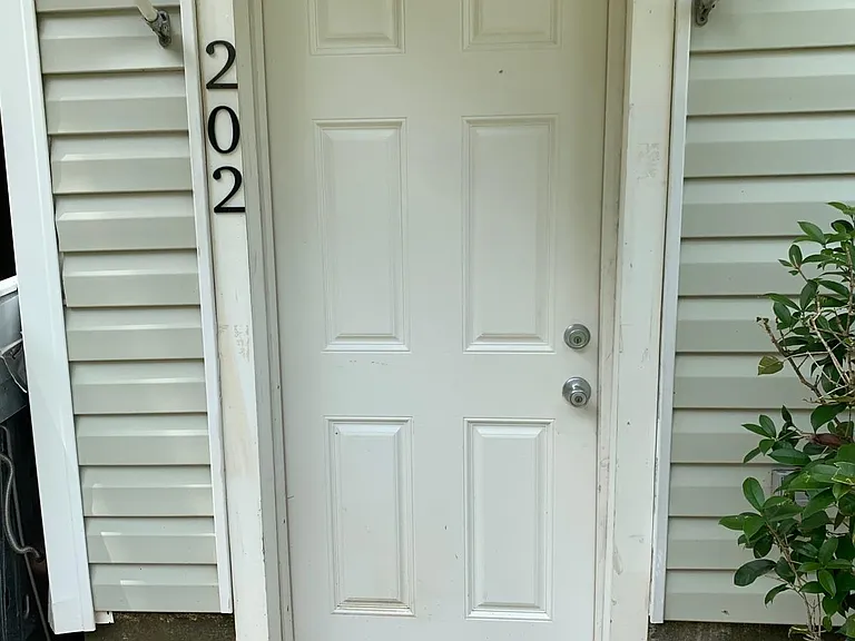 4278 Oxford Ave #2 — Photo 10