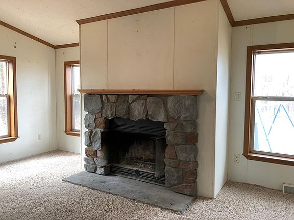 WHAT A WONDERFUL FIREPLACE