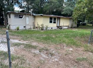 101 Wilson Ave, Interlachen, FL 32148