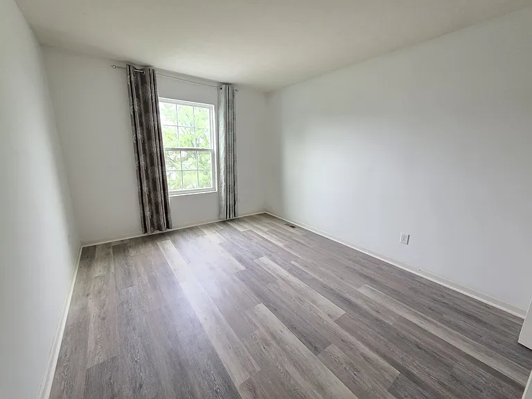 2393 Shadow Bend Dr — Photo 19