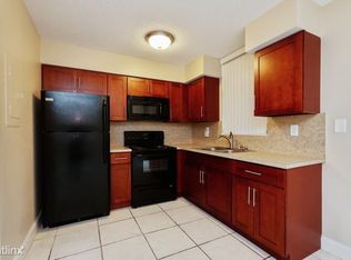 6155 SW 69th St, South Miami, FL 33143