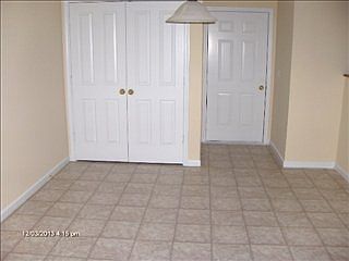 5th image of 720 S Stoney Brook Dr