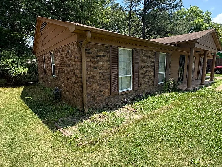 3514 Clearbrook St — Photo 13