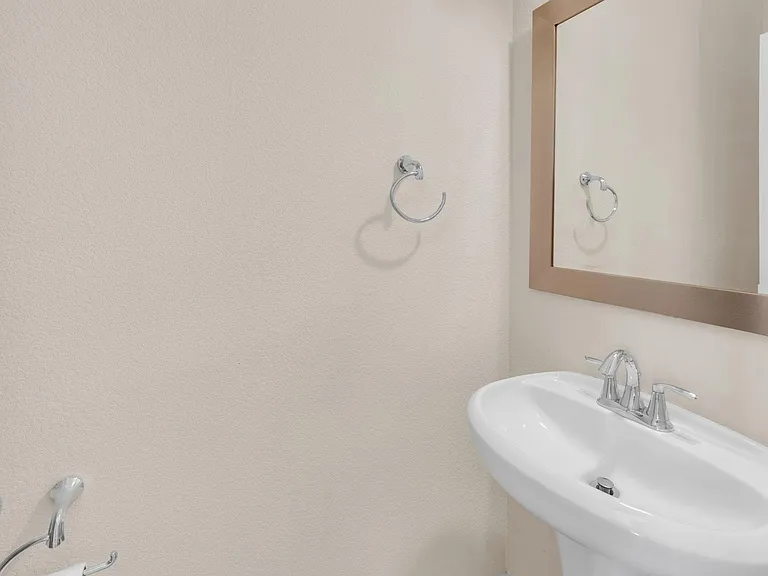 3900 Threadgill St #21 — Photo 33