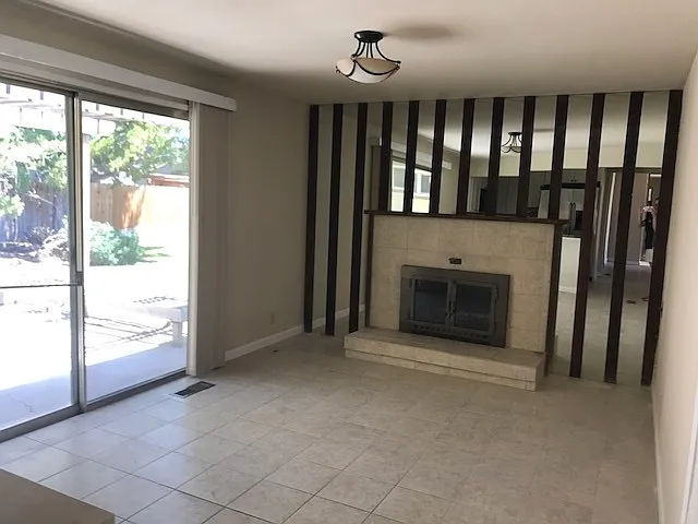 870 Briargreen Ct — Photo 4
