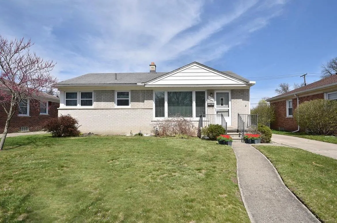 3 bed, 1515 sqft, $2,300 — Photo 1