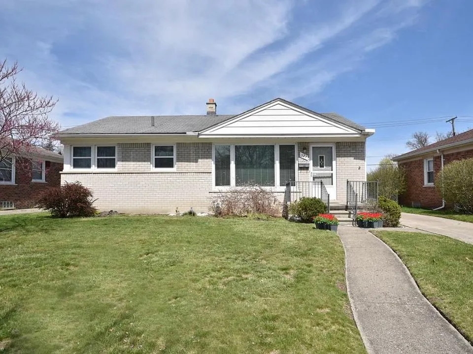 523 E La Salle Ave