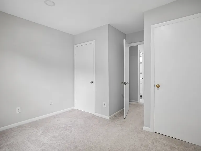5128 Cliffhaven Dr — Photo 27