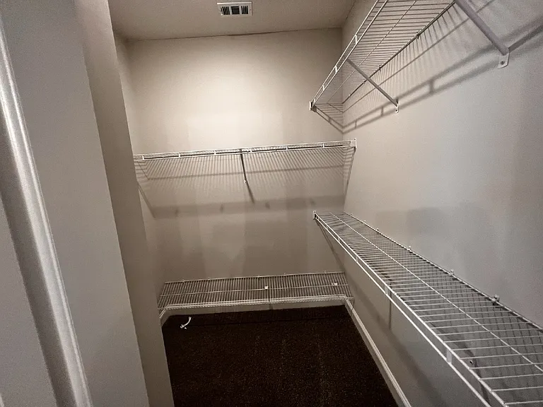 1315 Grayson Ave — Photo 13