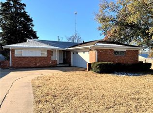 115 Orchard Dr, Chickasha, OK 73018