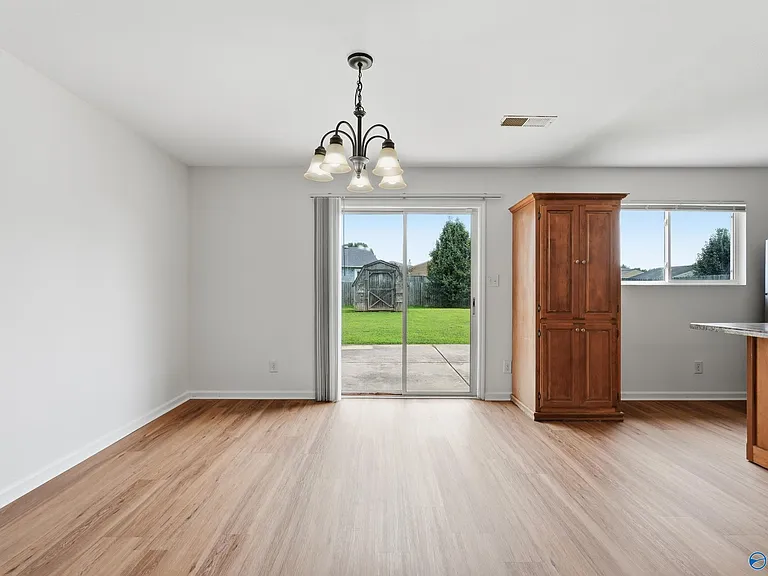 15328 Mill Valley Dr — Photo 9