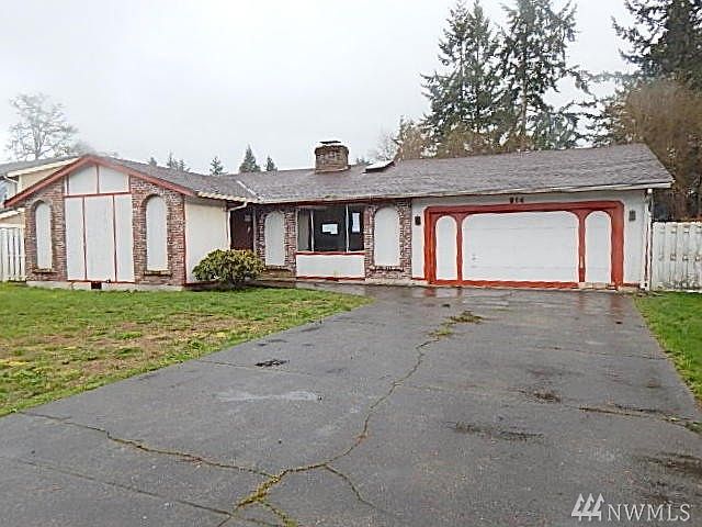 1st image of 914 185th Street Ct E