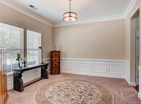 5th image of 389 Montibello Dr