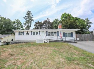 31 Lavista St, Manchester, NH 03103