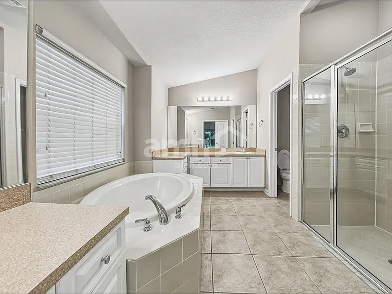 7330 Crescent Palm Dr — Photo 11