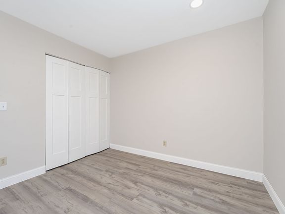 5th image of 7725 Timbercreek Ct APT 2
