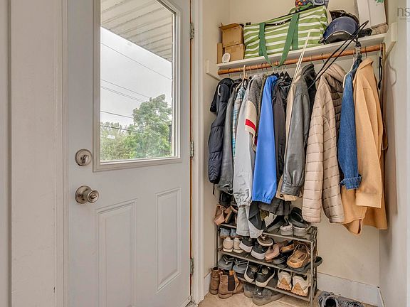 4th image of 31 Mountain Ave #31A
