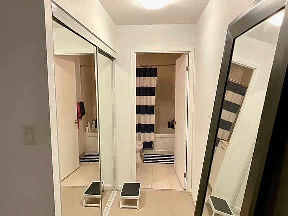 2nd image of 38 Grenville St #2609