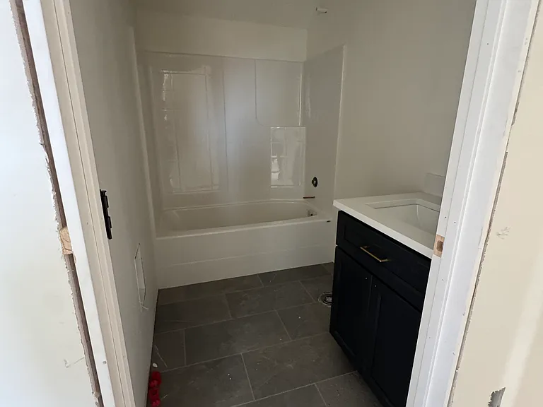1428 Woodbury Drive Tarn #B — Photo 6