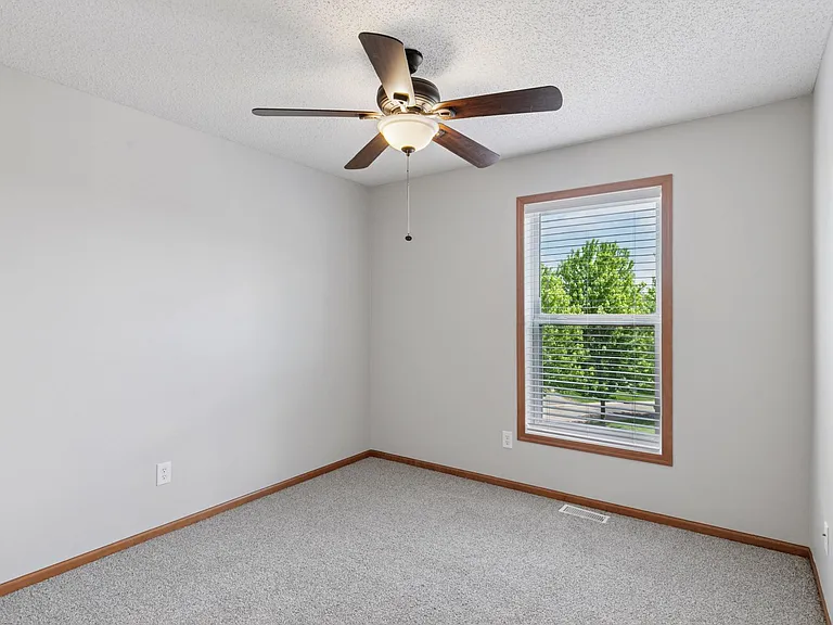 15130 Fanning Dr N #1 — Photo 29