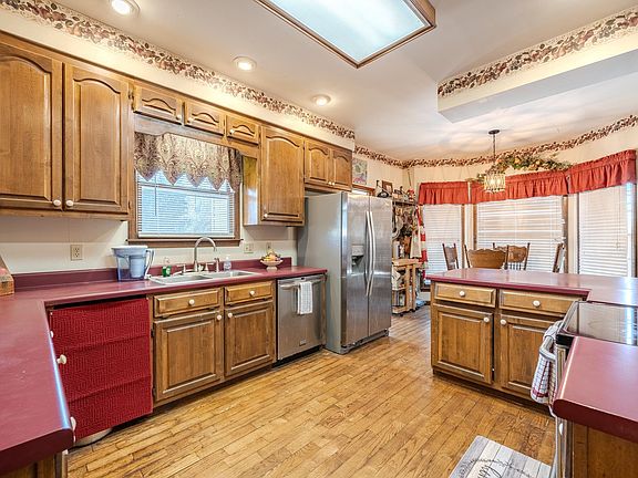 4th image of 645 Wildflower Ridge Ln