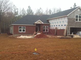 56 Terrace Ridge Dr, Commerce, GA 30529