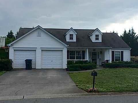 2nd image of 19 Glenabbey Dr