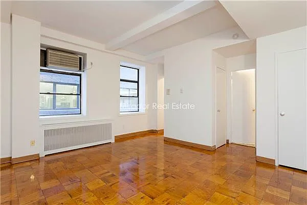 Rented by Mirador Real Estate | media 38