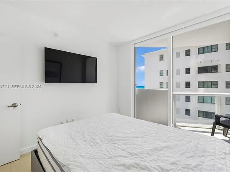 6365 Collins Ave #805 — Photo 19
