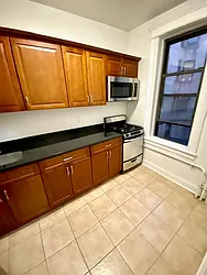 Rented by LRGNY Group, Inc.