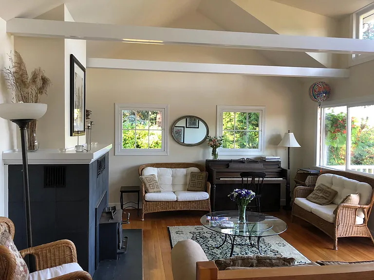 9965 Manitou Beach Dr NE — Photo 5