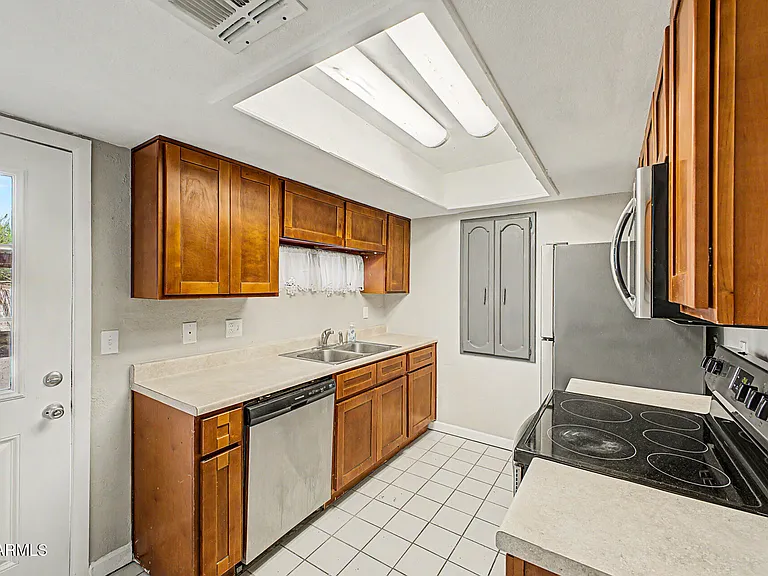 3301 E Earll Dr #120 — Photo 6