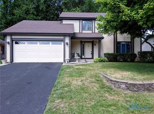 2633 Kristi Lynne Ln, Toledo, OH 43617