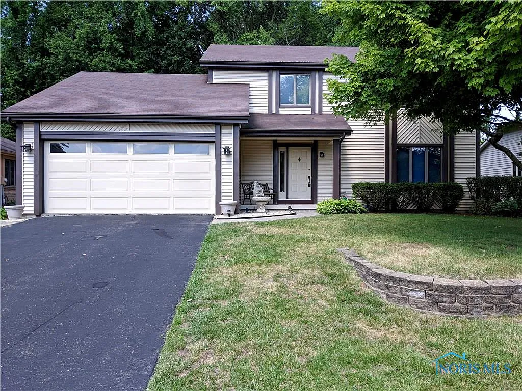 2633 Kristi Lynne Ln photo 1