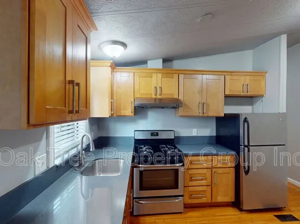 2219 23rd Ave #A, Oakland, CA 94606