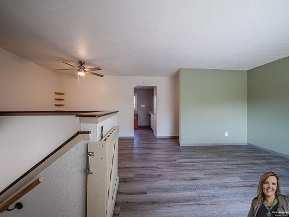 5th image of 2332 Breck Ave